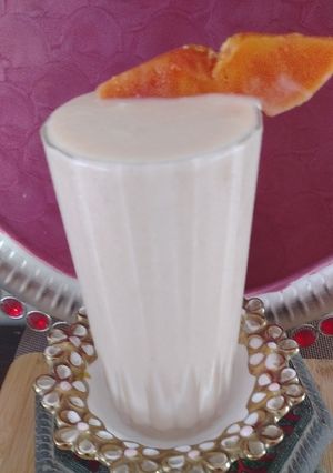 A picture of Papaya Banana Smoothie.