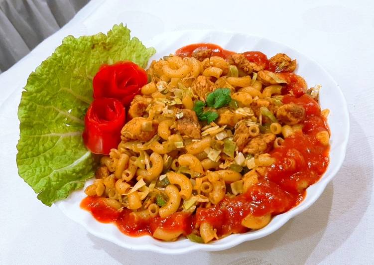 Recipe of Perfect Spicy Chicken Macaroni🤩🤗