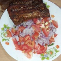 A picture of Roast beef with kachumbari.