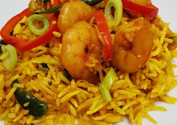 How to Make Perfect King prawns & pointed peppers biryani