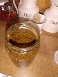 Una foto de Chimichurri argentino auténtico