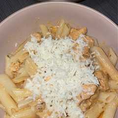 Szaftos csirkemelles penne-レシピのメイン写真