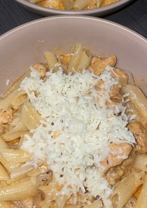Szaftos csirkemelles penne recept fotója