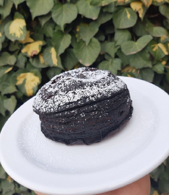 Una foto de Torta en tazón de chocolate en microondas