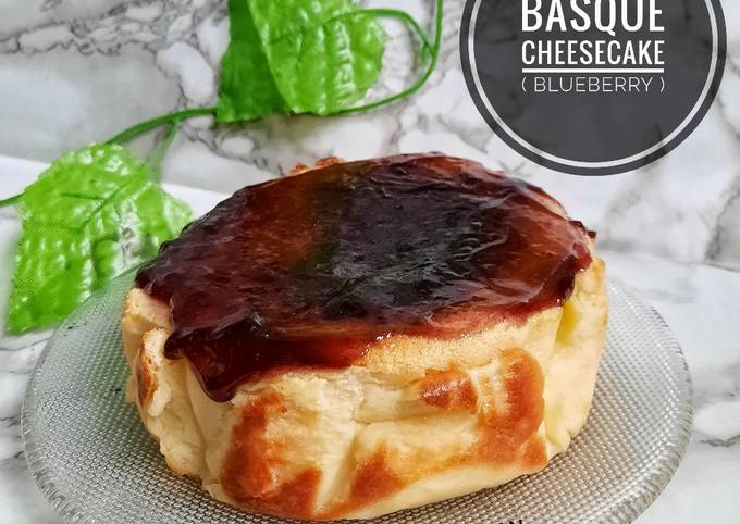 Basque CheeseCake (Blueberry)