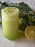 Suco detox de couve com limão 🍋🥬