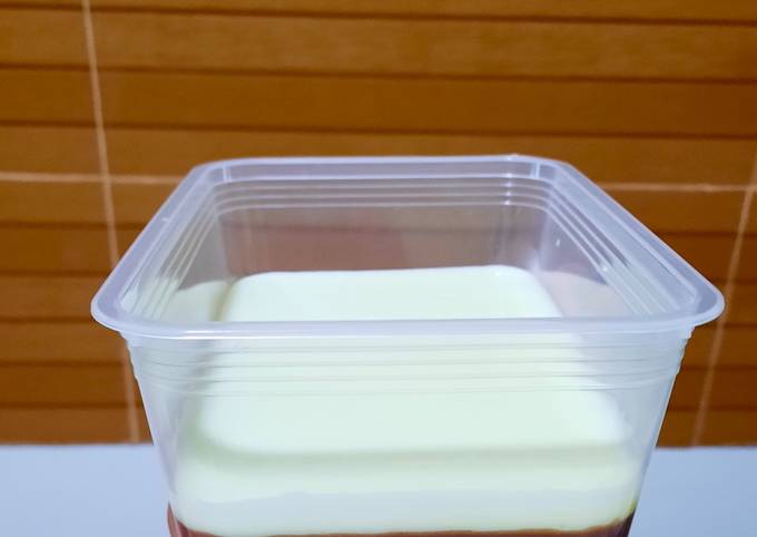 Puding coklat vla susu vanila