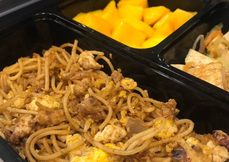 Cara Gampang Membuat Spaghetti Goreng Bekal Anak dan Suami yang Menggugah Selera