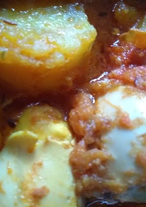 ডিম কষা(dim kosha recipe in Bengali) রেসিপির প্রধান ছবি