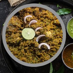 A picture of Chicken Biryani.