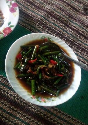 Foto resep Tumis pakis 😍🌱