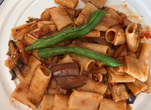 Una foto de Pastas vegetarianas enchiladas