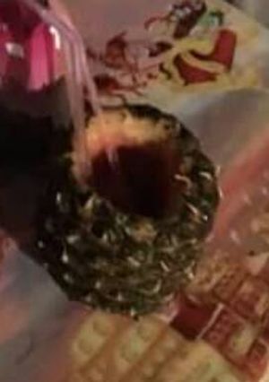 Una foto de Daikiri de frutilla y ananá🍸🍹