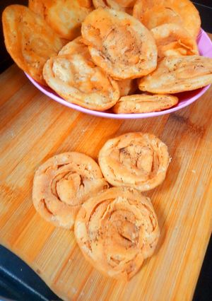A picture of Pakwan Puri.