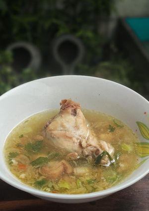 Foto resep Sop ayam ala tika
