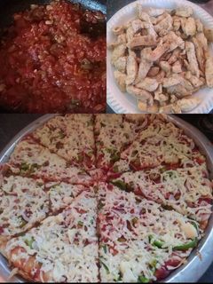 صورة لوصفة بيتزا الشورما والخضار اللذيذه والسريعه 🫑🍅🧄🍕🍕😋😋