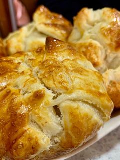 Una foto de Pastelitos de Hojaldre con solomillo