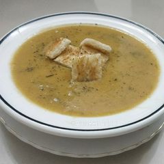 A picture of Turkish Lemony Lentil Soup.