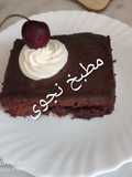 كيكة الشكلاطة ومربى الكرز