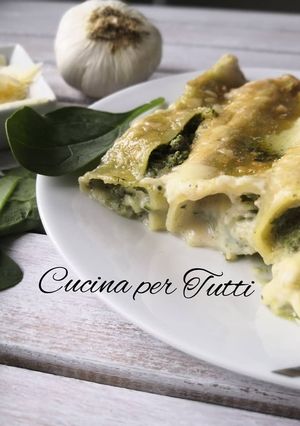 Une photo de Cannelloni ricotta épinards
