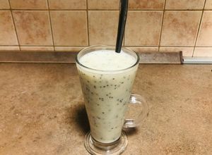 Banánturmix chia maggal recept fotója