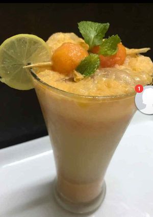 A picture of Sunrise Shake.