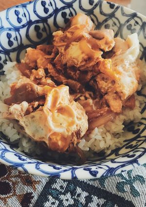 A picture of Chicken and Eggs Bowl (Oyakodon).