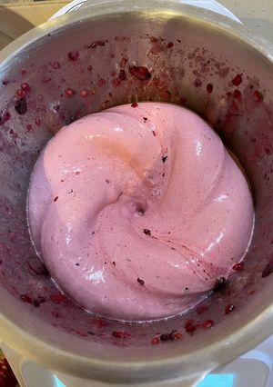 Una foto de Helado de frutos rojos “light”