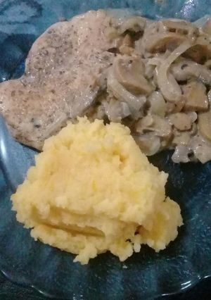 Una foto de Supremas de pollo al champignon