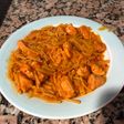 Pollo con fideos