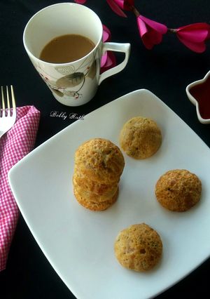 A picture of Mixed veggies oats apam.