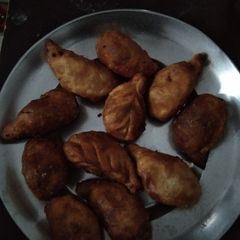 A picture of Momos.