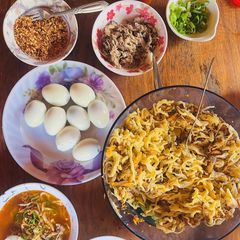 A picture of Pancit Miki (Pancit Abra).