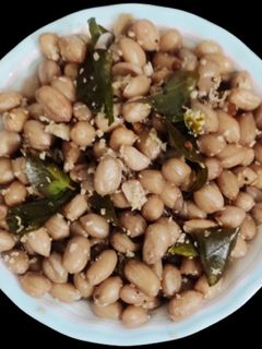 வேர்க்கடலை மசாலா சுண்டல்(Groundnut masala sundal recipe in tamil) செய்முறை முக்கிய புகைப்படம்