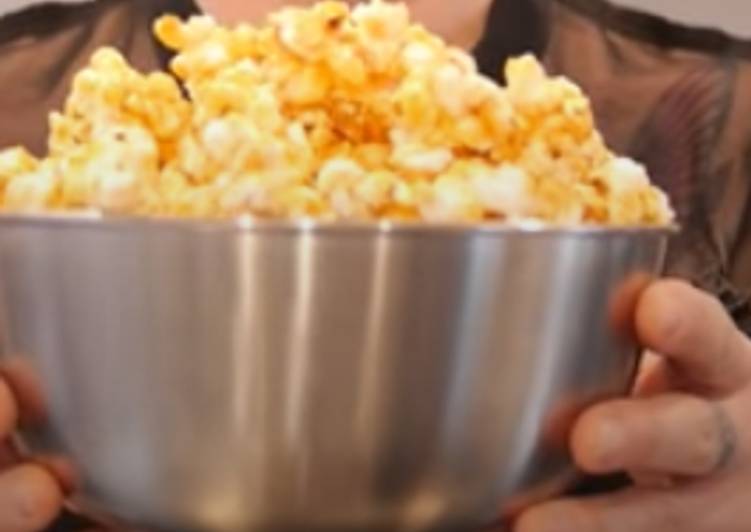 Step-by-Step Guide to Prepare Speedy Caramel popcorn 🍿
