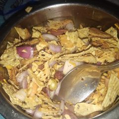 A picture of Papad chaat.