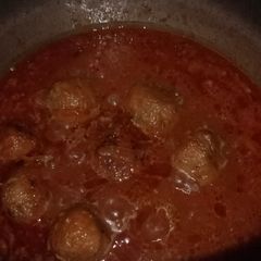 A picture of Suran kofta curry.