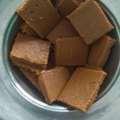 A picture of Besan ki barfi.