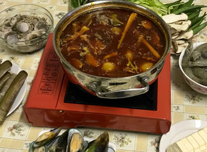 Hình của món Lẩu chua cay Thái.