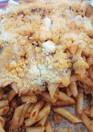 Una foto de Macarrones con carne y camagroc 🍄🍄