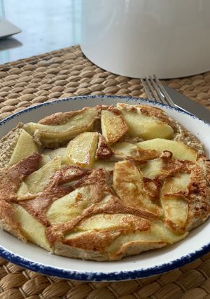 Una foto de “ ¿Panquecito?” Invertido de Manzana y Avena 🍏 🍎