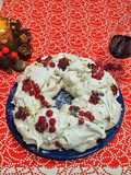 Corona di pavlova al ribes rosso