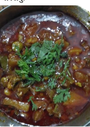 A picture of Famous chapati Undhiyu from Rajkot.