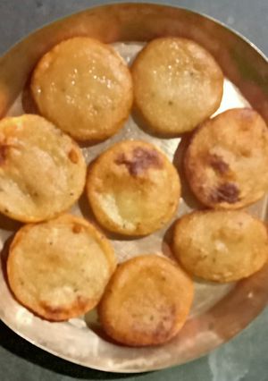 মালপোয়া (malpua recipe in Bengali) রেসিপির প্রধান ছবি