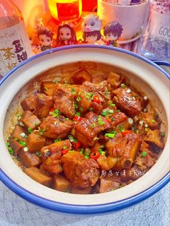 醬燒芋頭排骨 的食譜成品照片