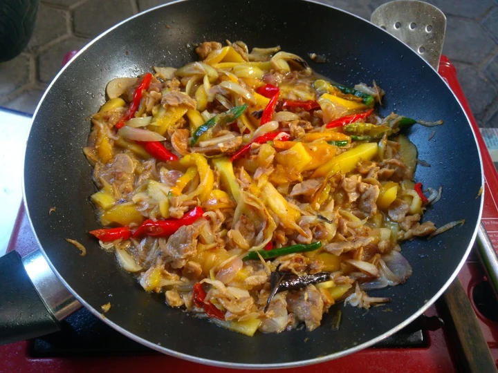 Cara Simple Menyiapkan Resep  Oseng mangga tempe semangit yang Menggugah Selera, Bikin Ketagihan