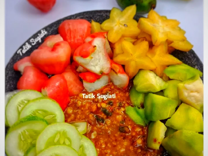Cara Mudah Membikin Resep Rujak Manis Buah yang Bisa Manjain Lidah Anti Ribet, Sempurna