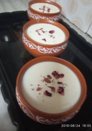 A picture of Phirni.
