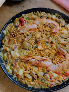 Una foto de Paella con lo que queda!