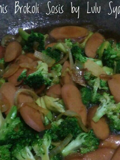 Foto resep Tumis Brokoli Sosis